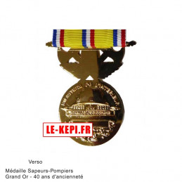 vers - Médaille Grand Or Pompier 40 ans d'ancienneté