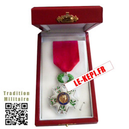 Médaille ordonnance Légion d'Honneur Chevalier avec Ecrin Rouge ouvert
