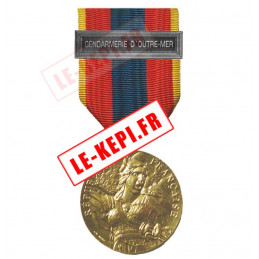 Gendarmerie d'Outre-Mer agrafe sur médaille défense nationale Or